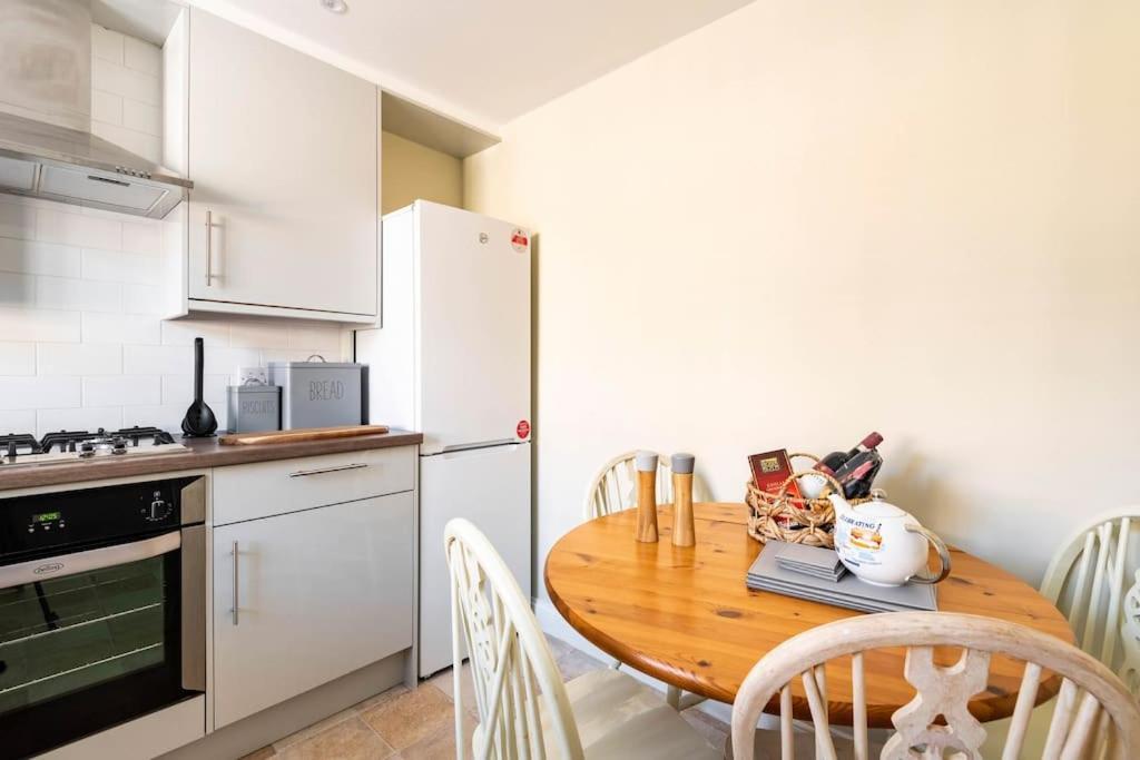 Central Village Cottage, The Corders Moreton-in-Marsh 외부 사진