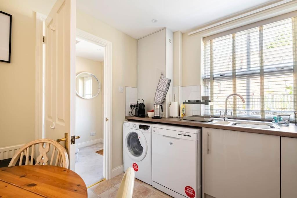 Central Village Cottage, The Corders Moreton-in-Marsh 외부 사진